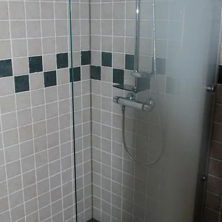 Petite Avec Piscine Chauffee, Tennis Et Nombreuses Activites Pour Tous! - Fr-1-410-270