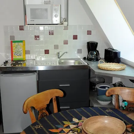 Petite Avec Piscine Chauffee, Tennis Et Nombreuses Activites Pour Tous! - Fr-1-410-270 Maresché