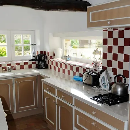 別荘 Petite Avec Piscine Chauffee, Tennis Et Nombreuses Activites Pour Tous! - Fr-1-410-270