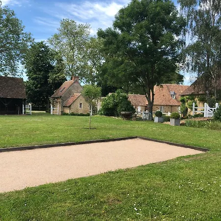 Petite Avec Piscine Chauffee, Tennis Et Nombreuses Activites Pour Tous! - Fr-1-410-270 *