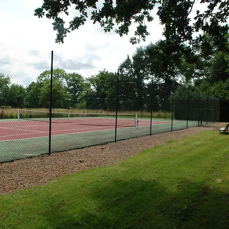 Petite Avec Piscine Chauffee, Tennis Et Nombreuses Activites Pour Tous! - Fr-1-410-270 別荘 *