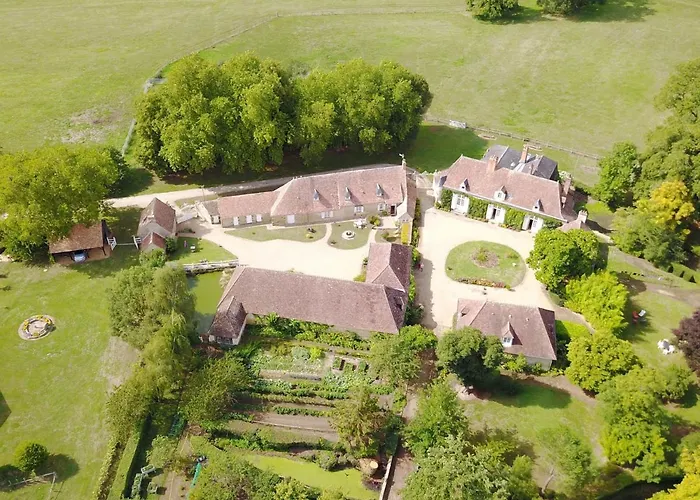 Petite Avec Piscine Chauffee, Tennis Et Nombreuses Activites Pour Tous! - Fr-1-410-270