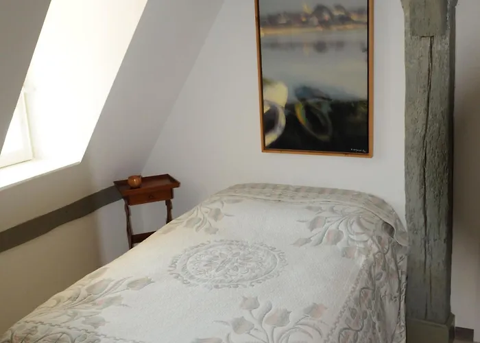 Dom wakacyjny Petite Avec Piscine Chauffee, Tennis Et Nombreuses Activites Pour Tous! - Fr-1-410-270 Maresché