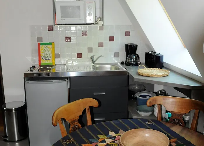 Petite Avec Piscine Chauffee, Tennis Et Nombreuses Activites Pour Tous! - Fr-1-410-270 Maresché