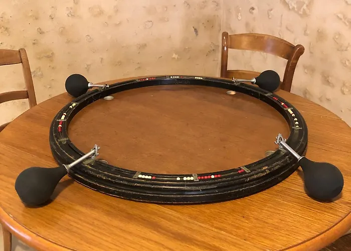 Dom wakacyjny Petite Avec Piscine Chauffee, Tennis Et Nombreuses Activites Pour Tous! - Fr-1-410-270 Maresché