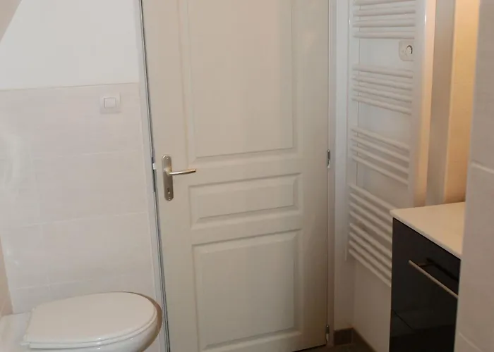 Petite Avec Piscine Chauffee, Tennis Et Nombreuses Activites Pour Tous! - Fr-1-410-270