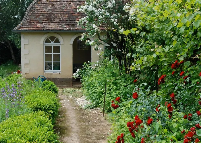 Petite Avec Piscine Chauffee, Tennis Et Nombreuses Activites Pour Tous! - Fr-1-410-270 Maresché